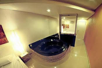 Dom Suites Motel (Adults Only) Salvador da Bahia Dış mekan fotoğraf